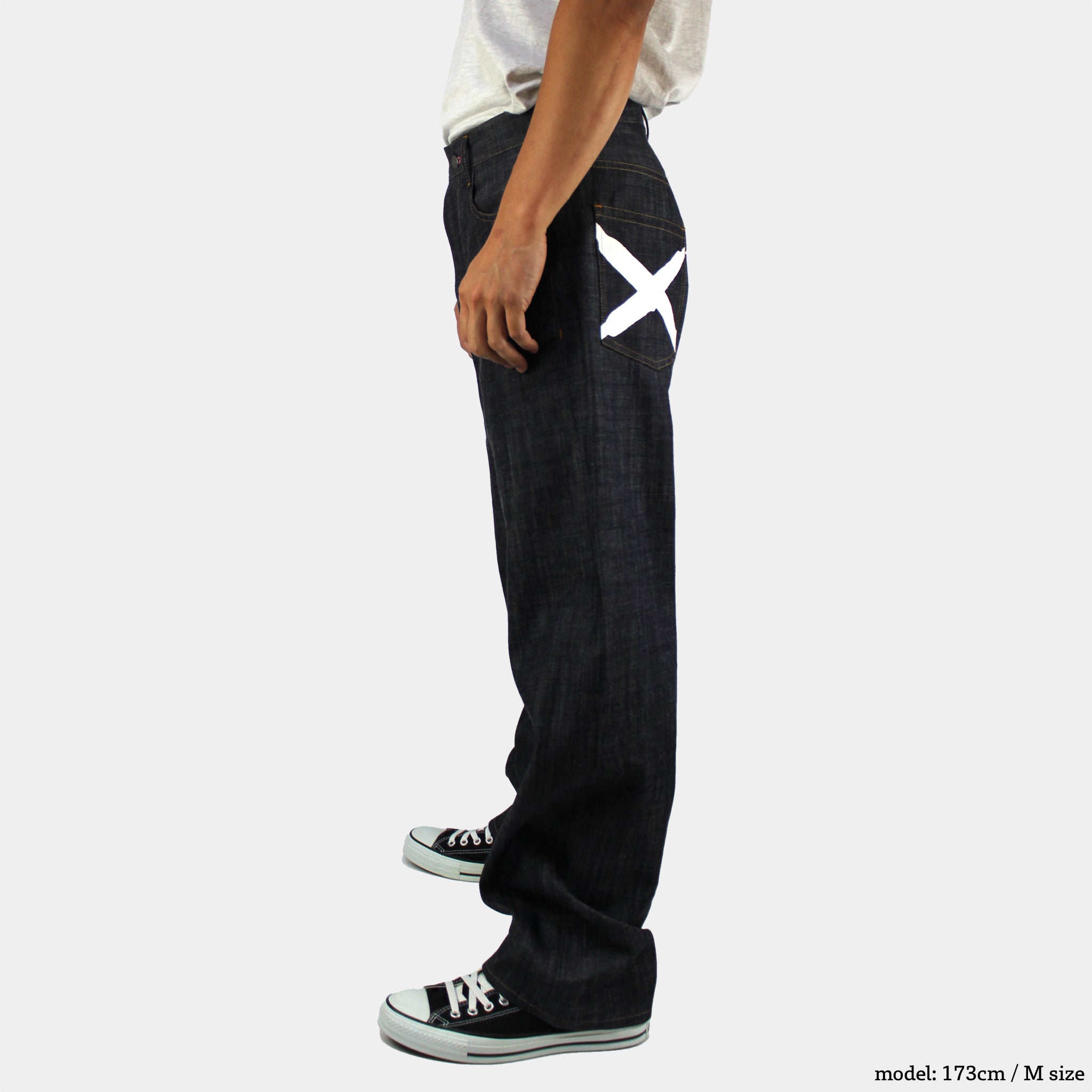 男孩浅色印花牛仔布