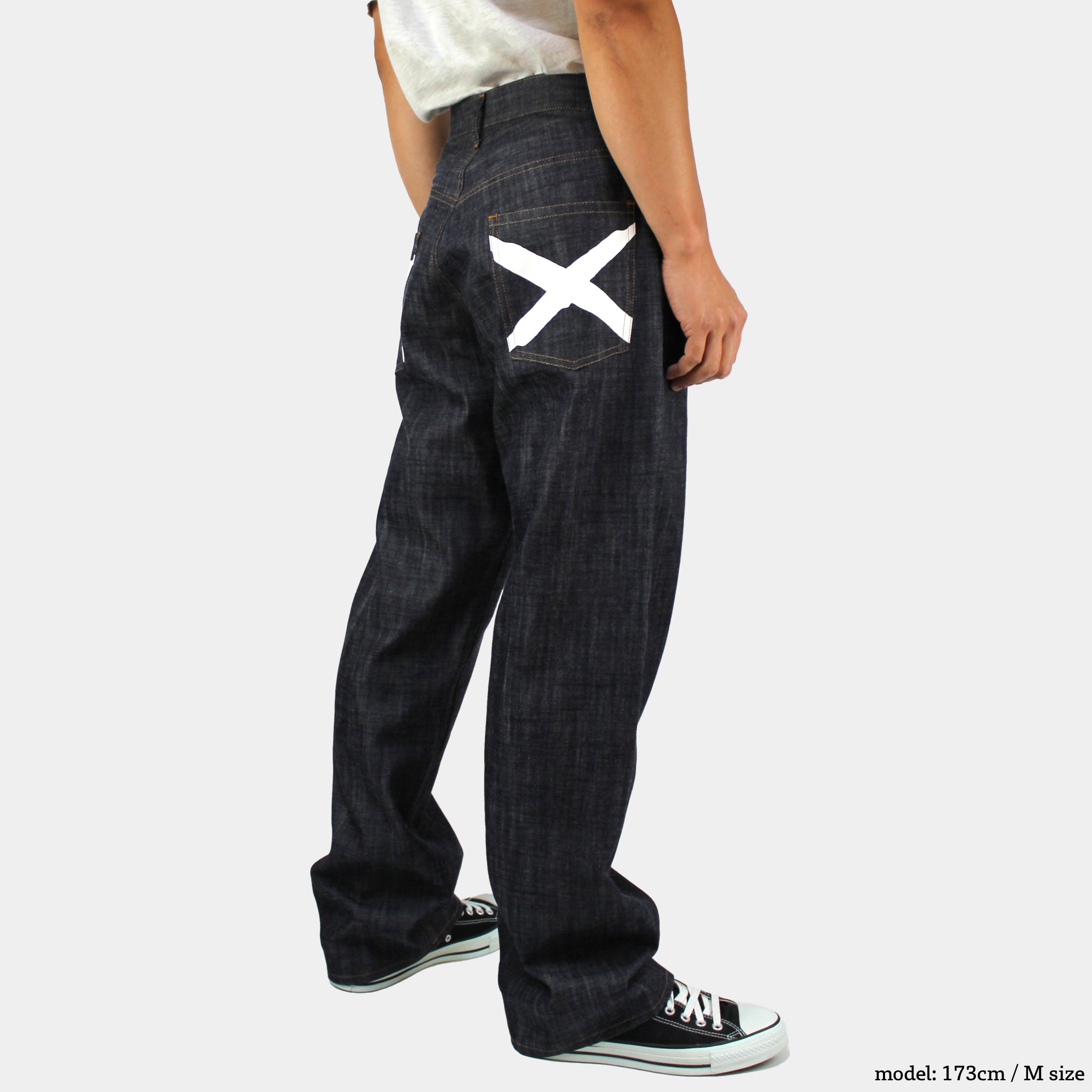 男孩浅色印花牛仔布